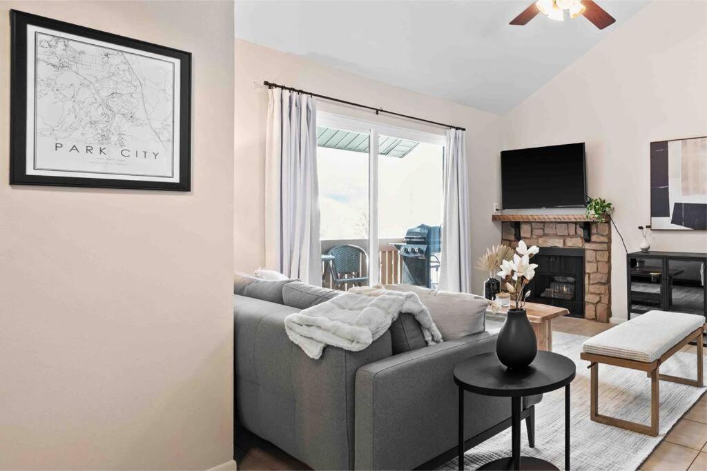 Cozy Top Floor Condo With Mountain Views Park City Esterno foto