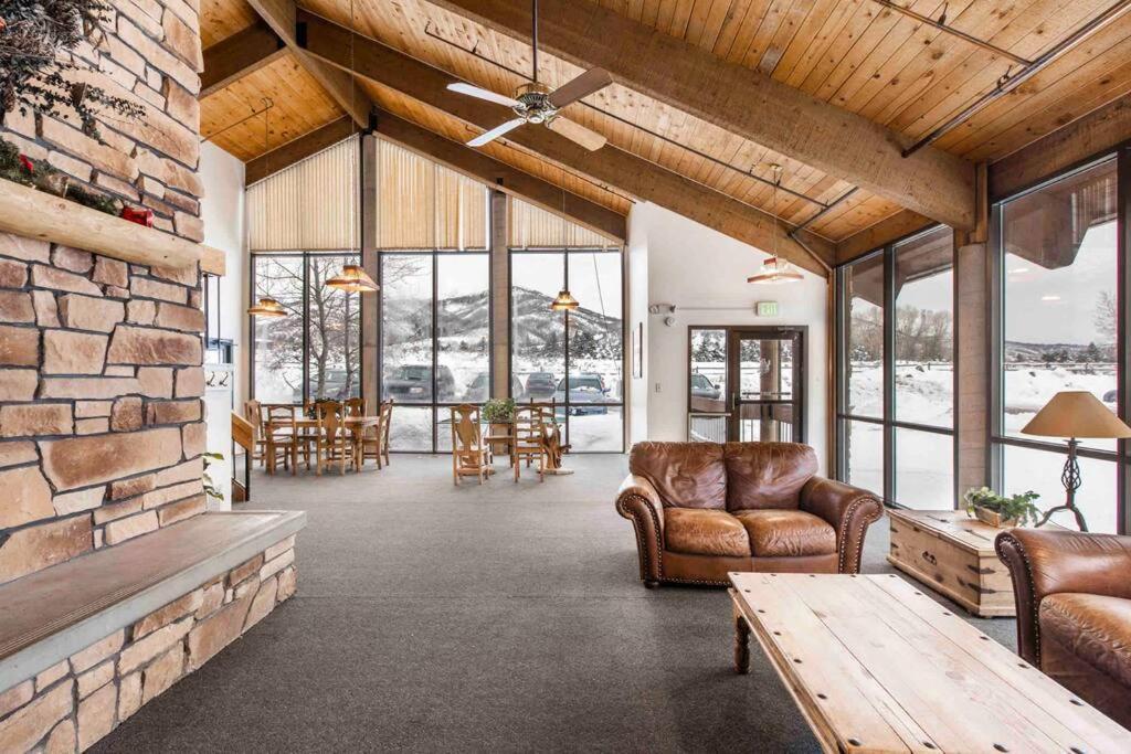 Cozy Top Floor Condo With Mountain Views Park City Esterno foto
